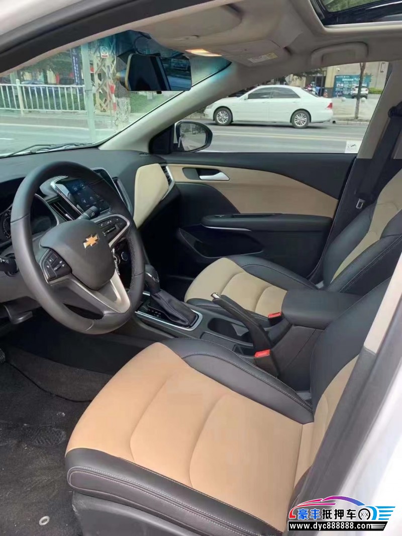 22年雪佛兰科鲁泽轿车抵押车出售