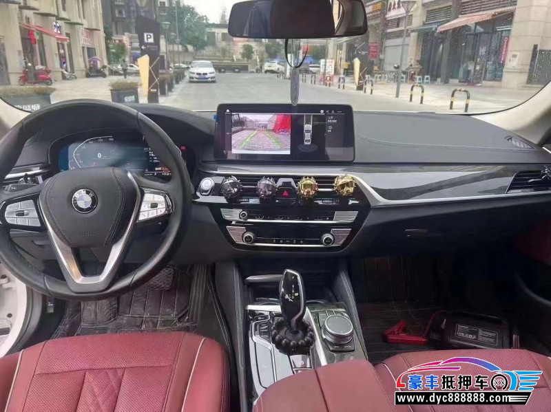 21年宝马5系轿车抵押车出售