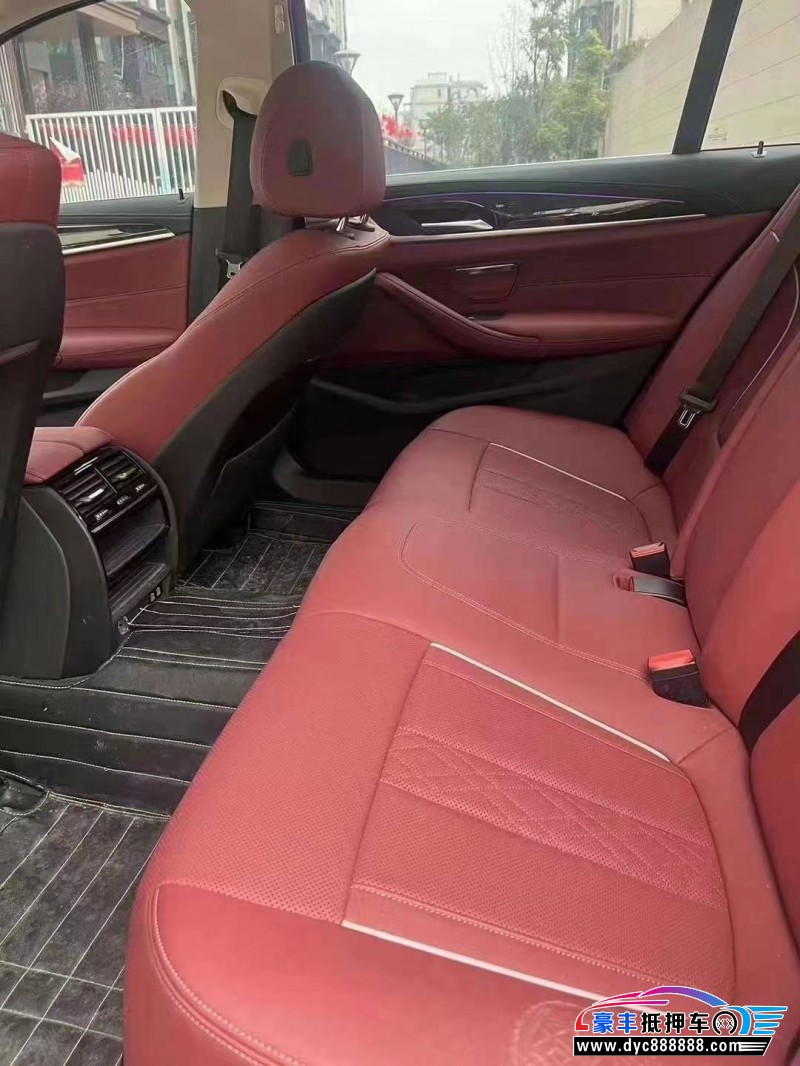 21年宝马5系轿车抵押车出售