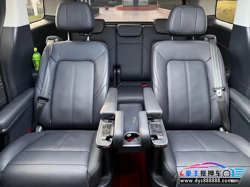 22年传祺M8轿车抵押车出售