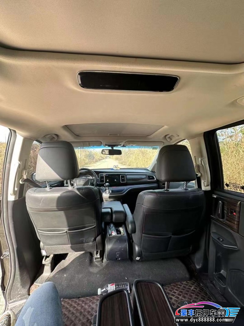 16年本田艾力绅轿车抵押车出售