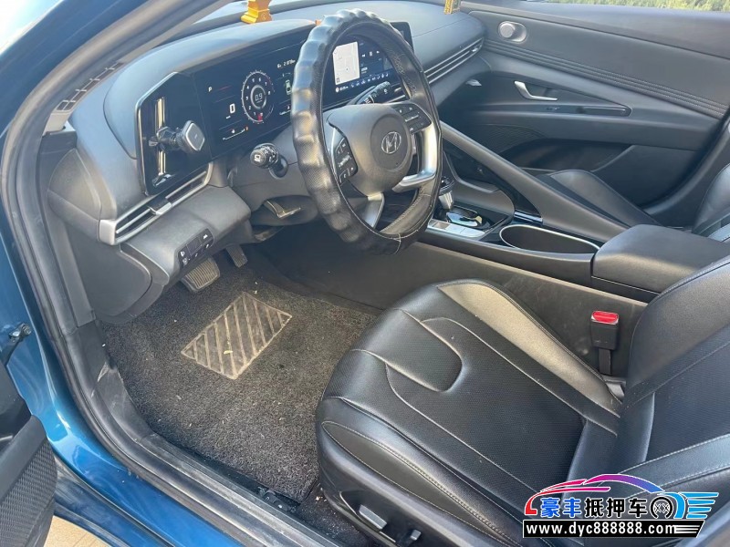 21年现代伊兰特轿车抵押车出售