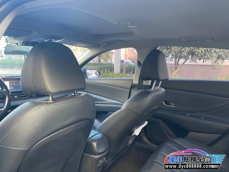 21年现代伊兰特轿车抵押车出售