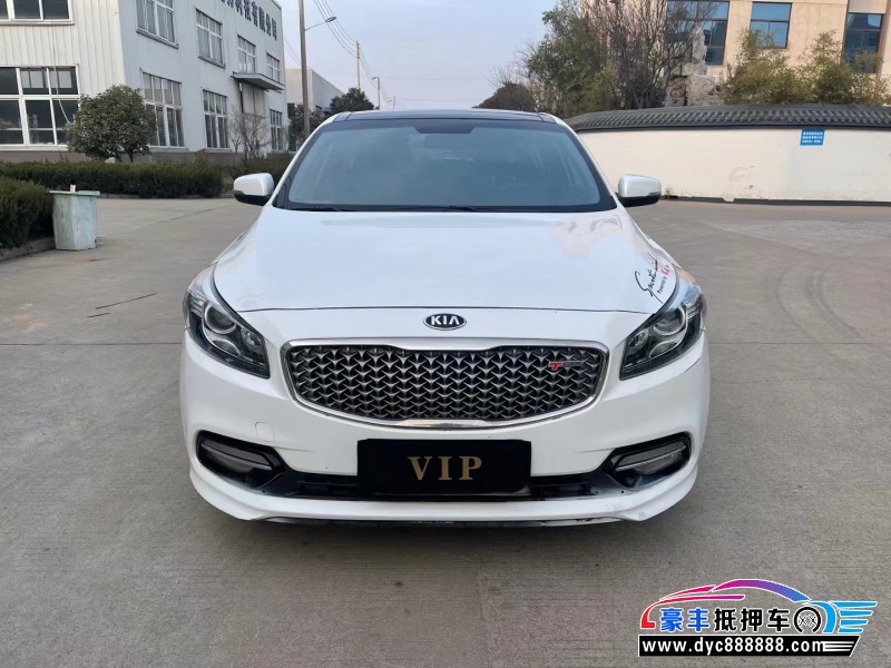 17年起亚K4轿车抵押车出售