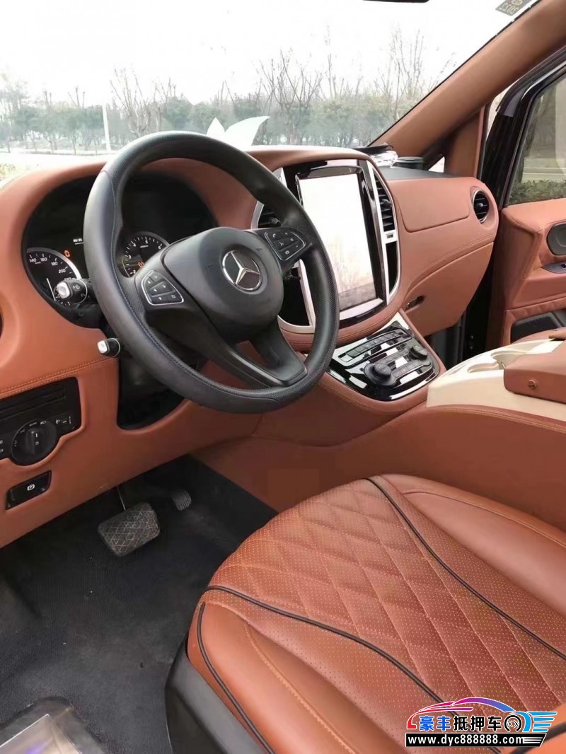 20年奔驰威霆轿车抵押车出售