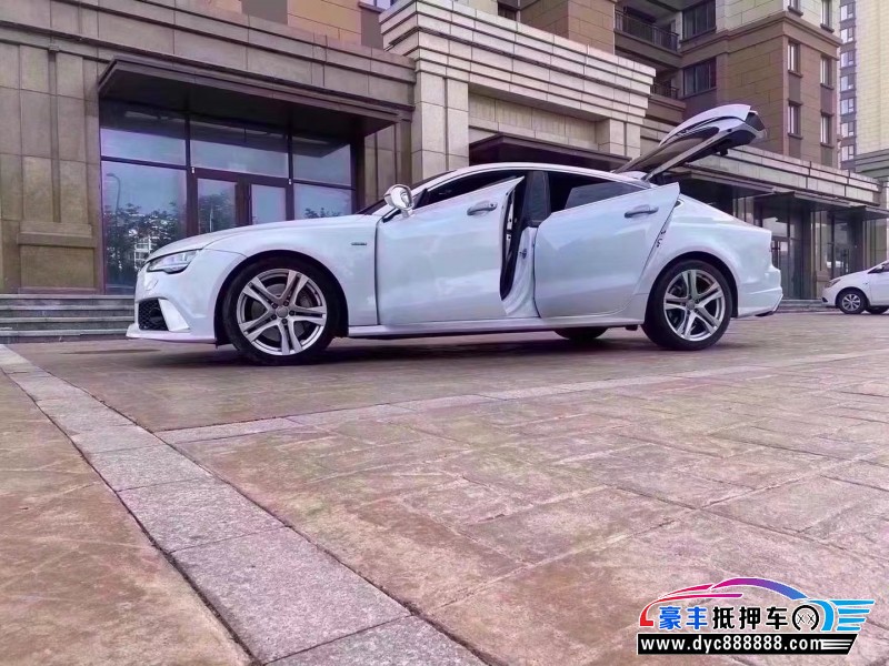 18年奥迪A7轿车抵押车出售