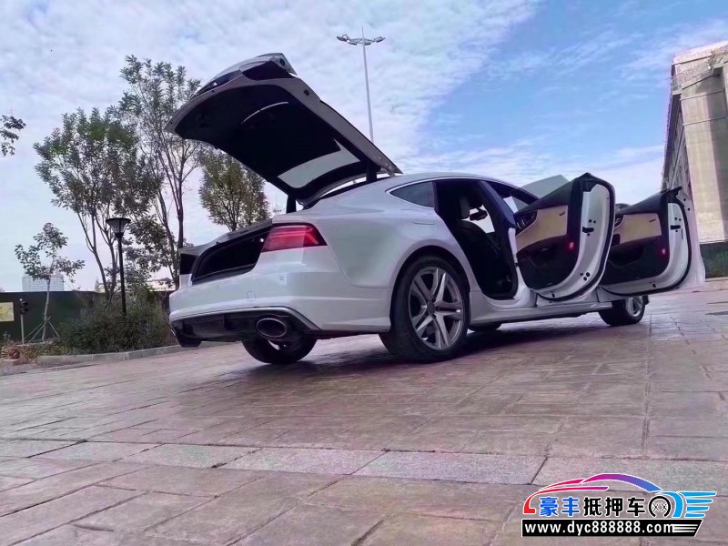 18年奥迪A7轿车抵押车出售