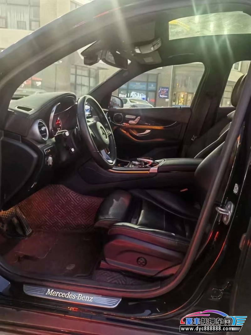 19年奔驰GLC(进口)轿车抵押车出售