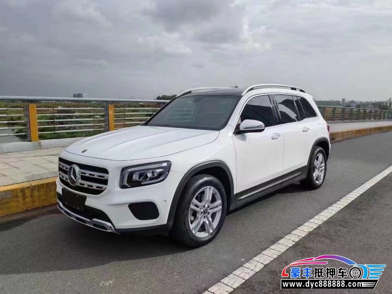 21年奔驰GLB轿车抵押车出售