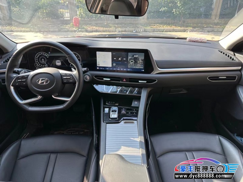 20年现代索纳塔轿车抵押车出售