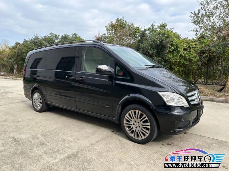 13年奔驰唯雅诺MPV抵押车出售