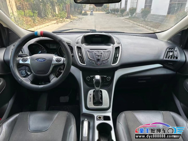 15年福特翼虎轿车抵押车出售