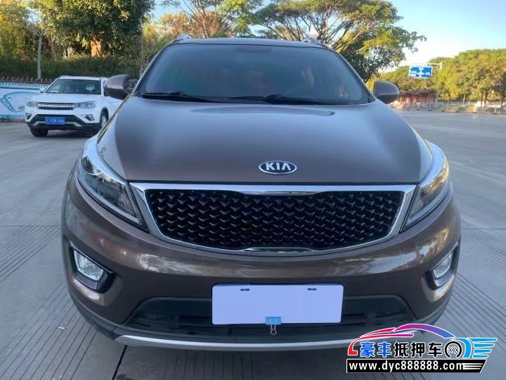 16年起亚智跑轿车抵押车出售