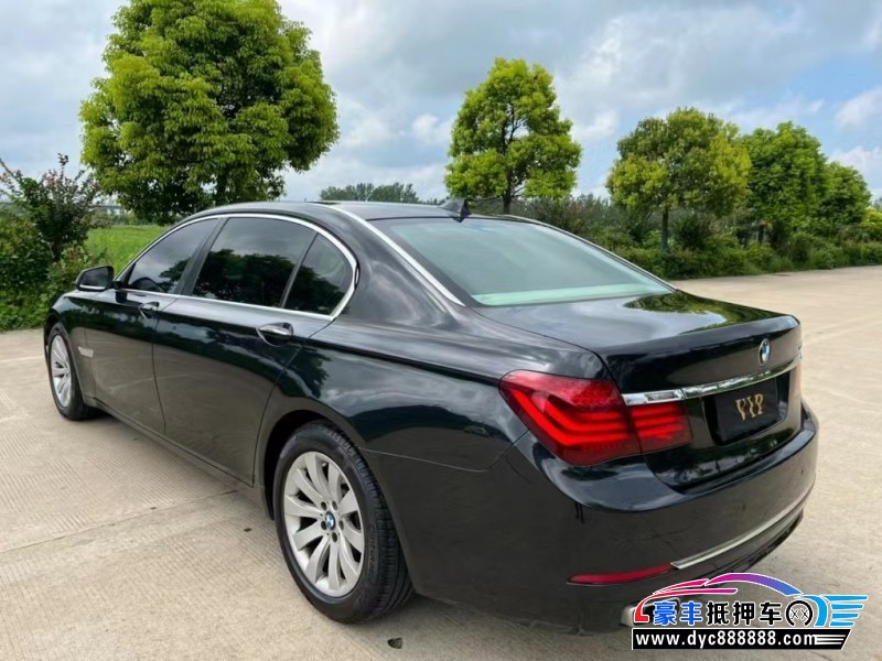 13年宝马7系轿车抵押车出售