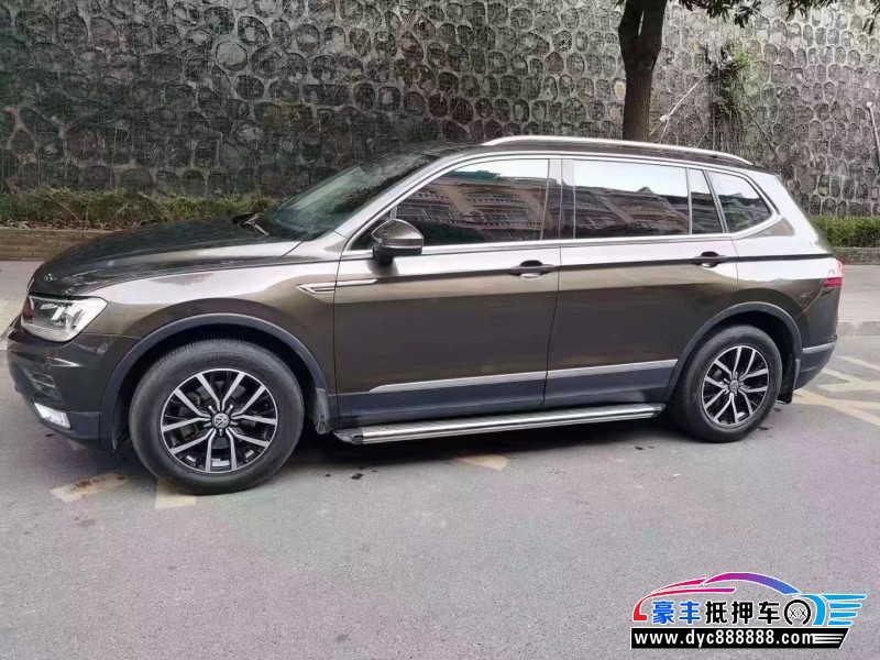 18年大众途观轿车抵押车出售