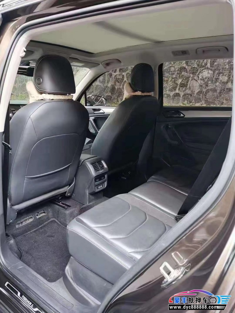 18年大众途观轿车抵押车出售