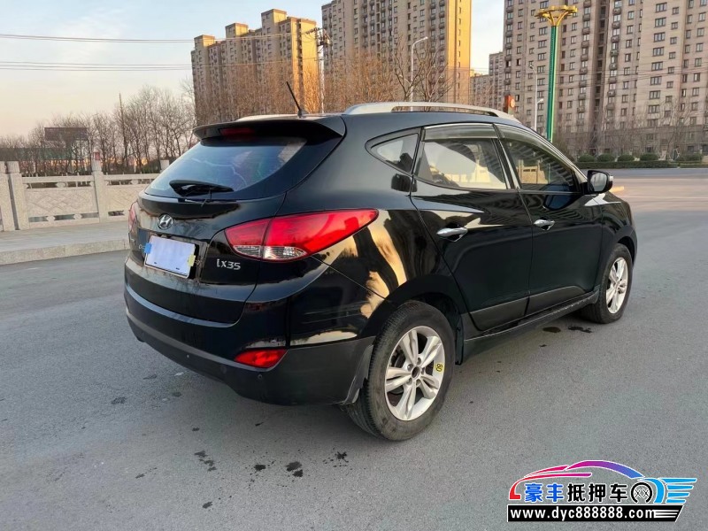 13年现代ix35轿车抵押车出售