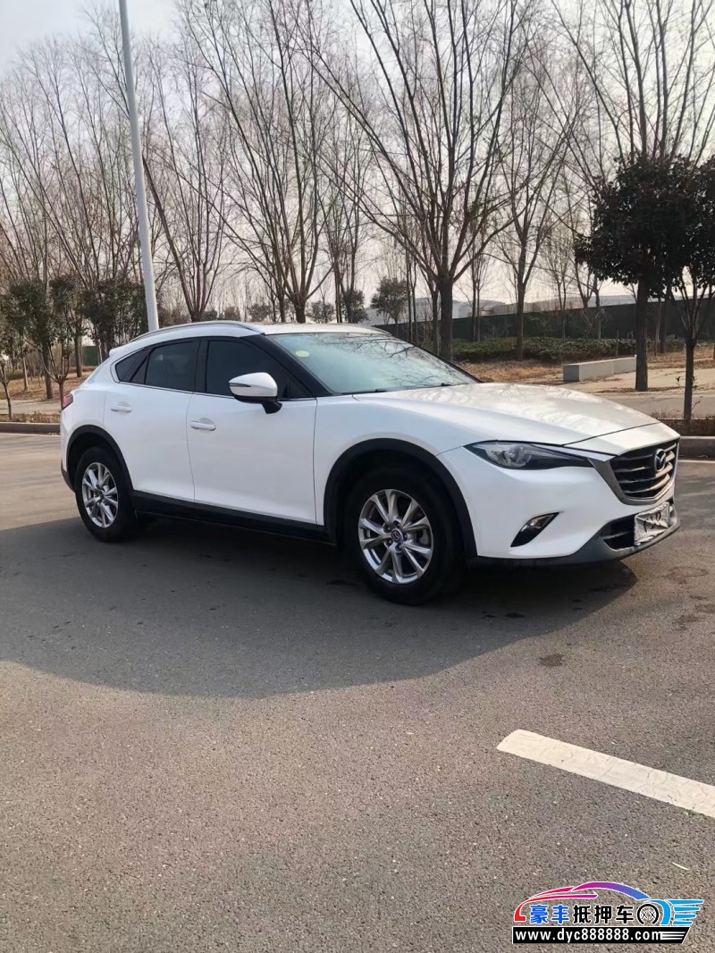 17年马自达CX-4轿车抵押车出售