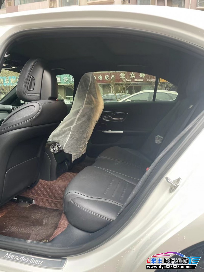 23年奔驰C轿车抵押车出售