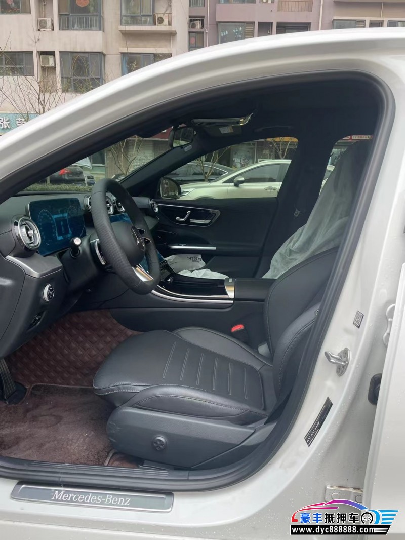 23年奔驰C轿车抵押车出售