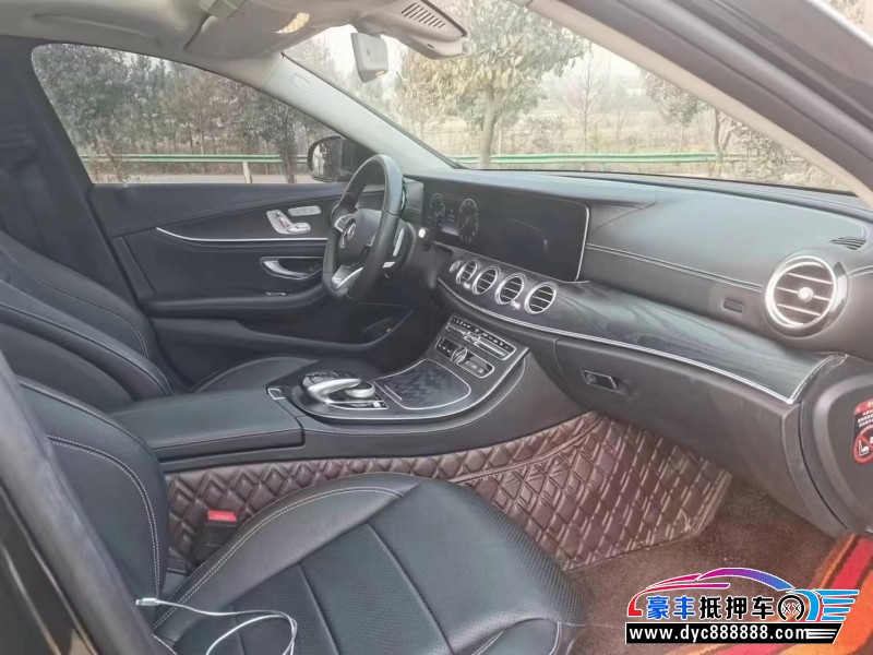 18年奔驰E轿车抵押车出售