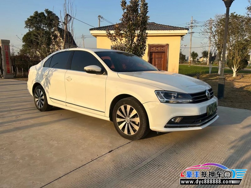 17年大众速腾轿车抵押车出售