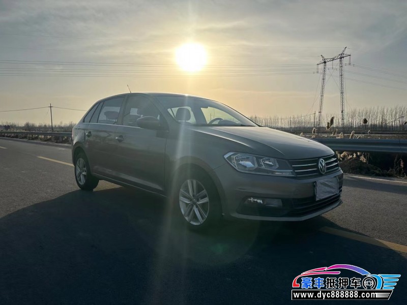 16年大众浩纳轿车抵押车出售