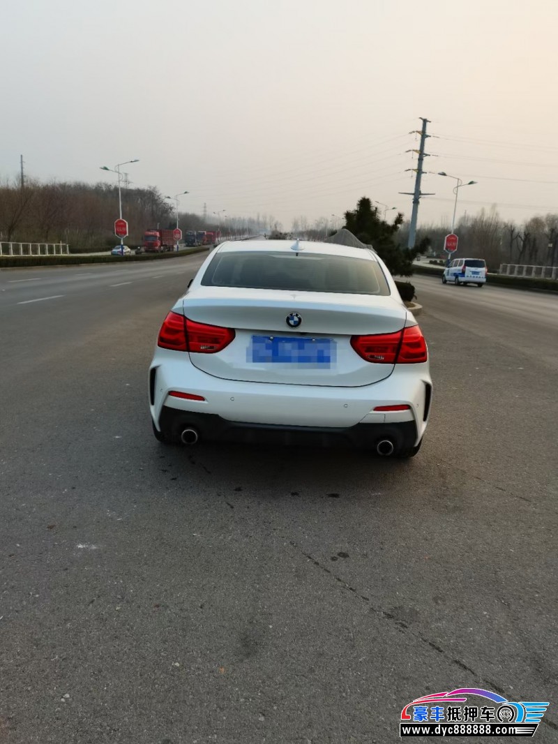 19年宝马1系轿车抵押车出售