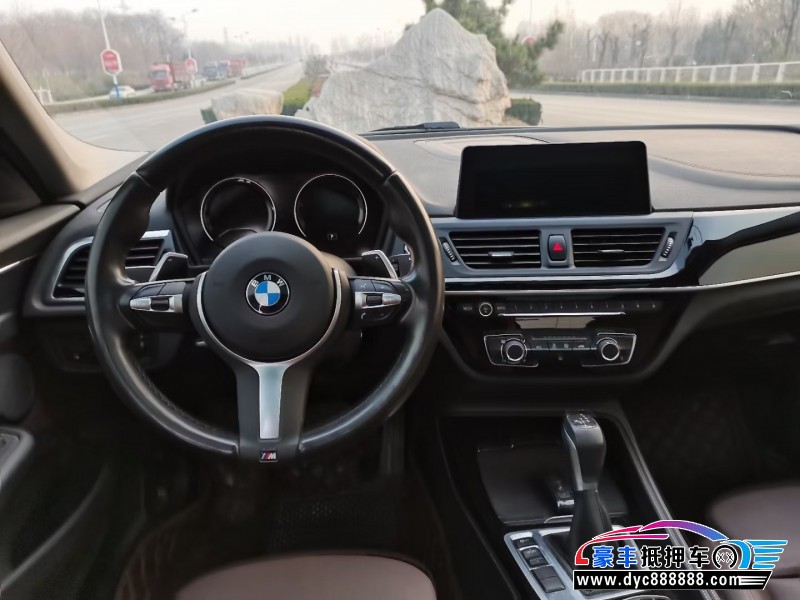 19年宝马1系轿车抵押车出售