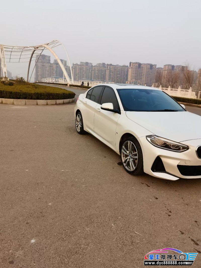 19年宝马1系轿车抵押车出售