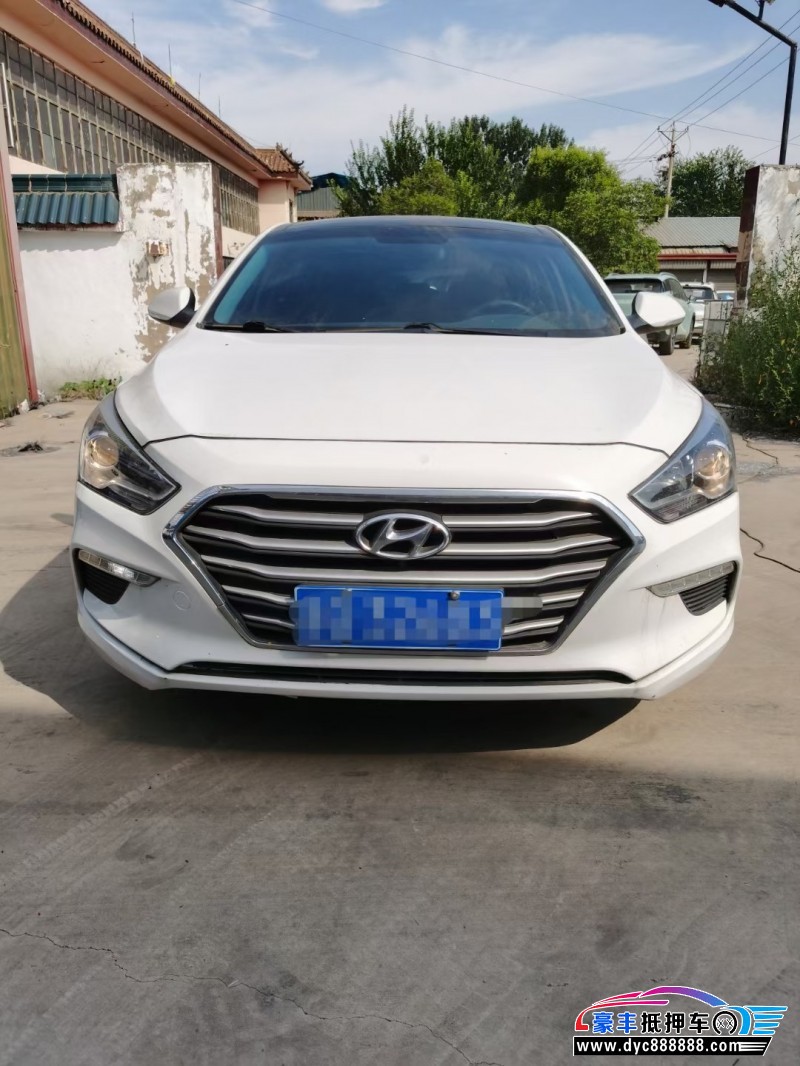 18年现代名图轿车抵押车出售