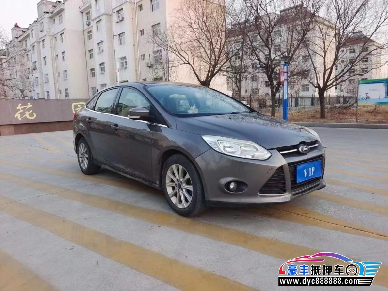 13年福特福克斯轿车抵押车出售