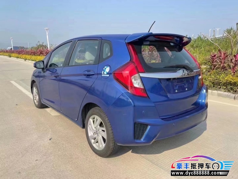 14年本田飞度轿车抵押车出售