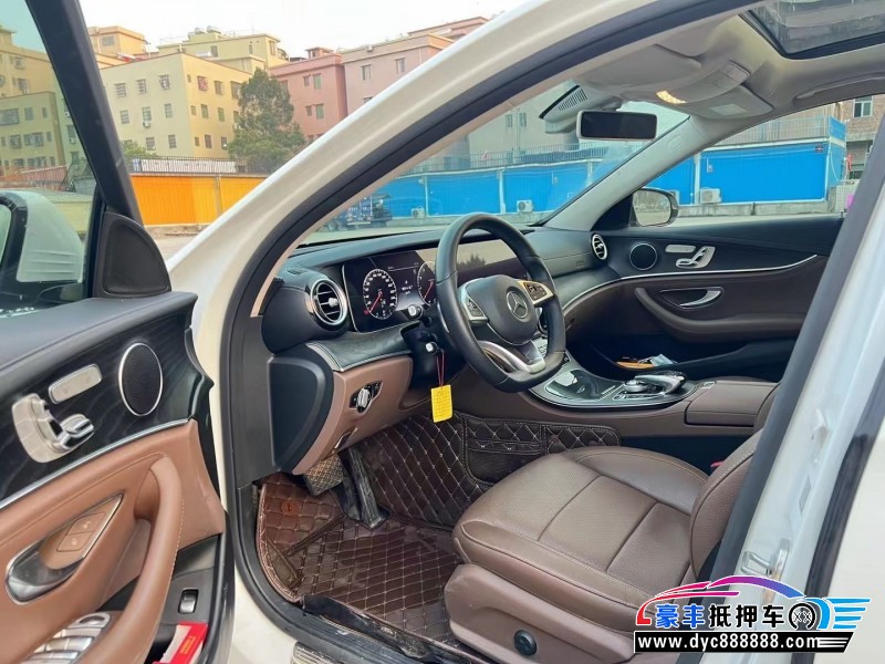 18年奔驰E轿车抵押车出售