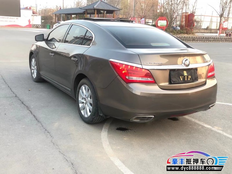 14年别克君越轿车抵押车出售