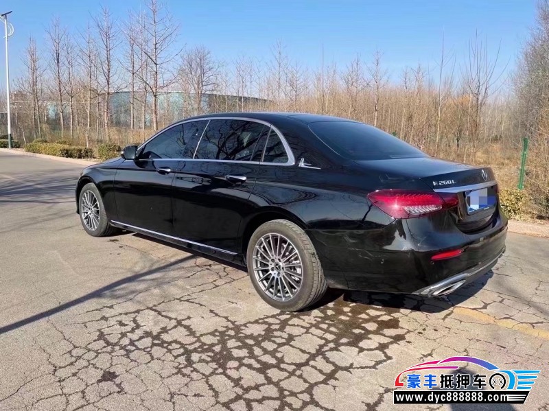 22年奔驰E轿车抵押车出售