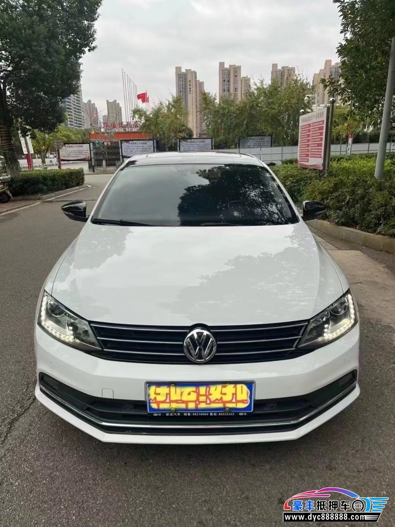 19年大众速腾轿车抵押车出售