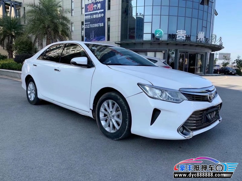 17年丰田凯美瑞轿车抵押车出售