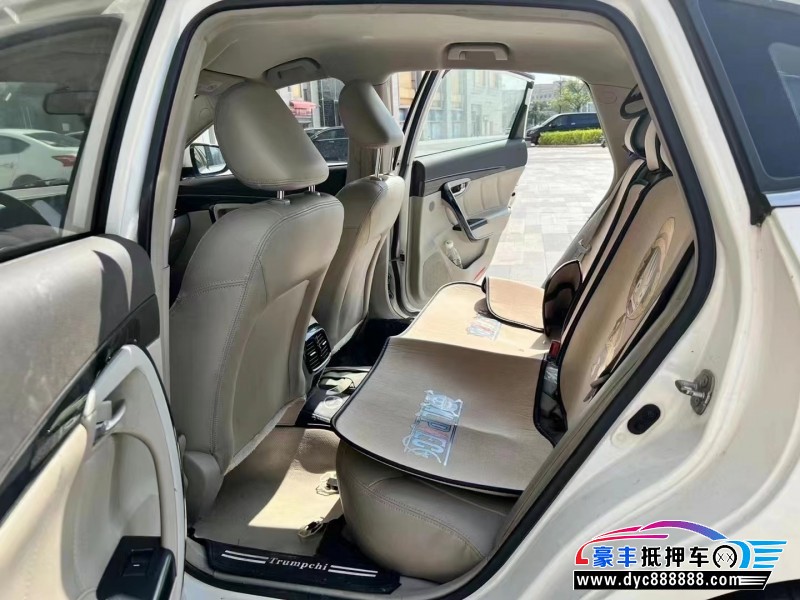 16年传祺GA6轿车抵押车出售