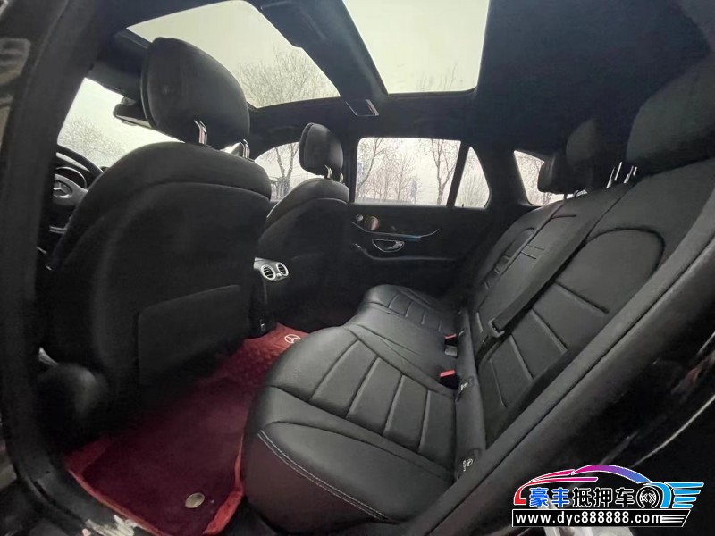 18年奔驰GLC轿车抵押车出售