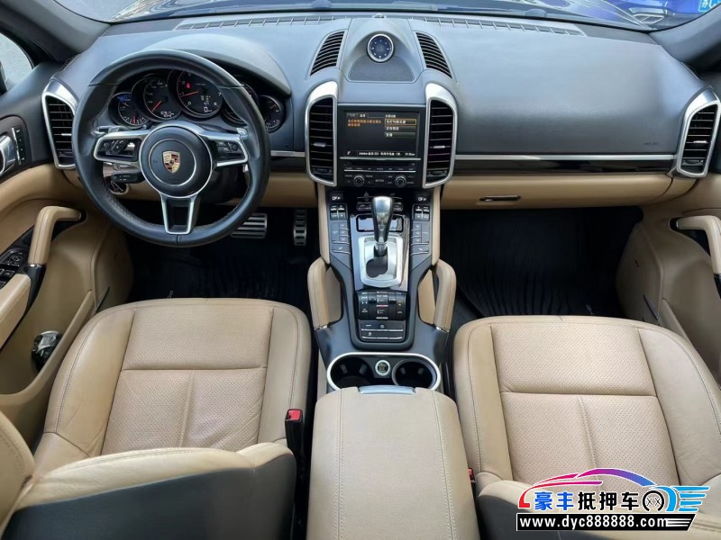 16年保时捷卡宴SUV抵押车出售