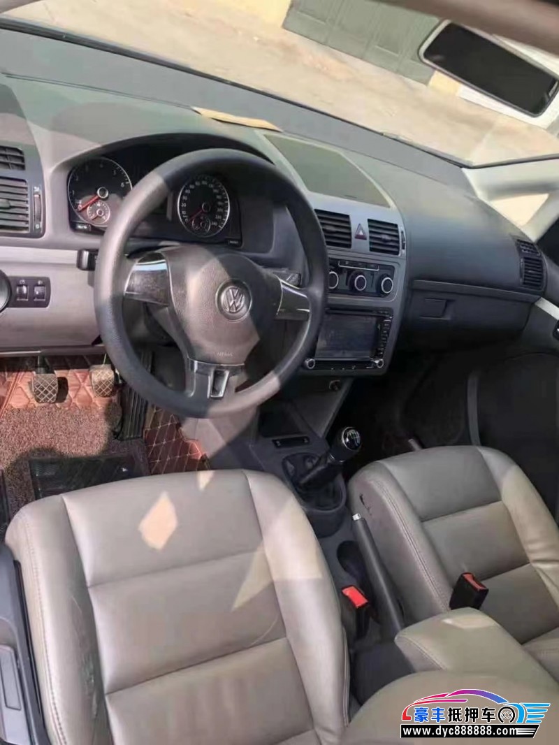 13年大众途安MPV抵押车出售