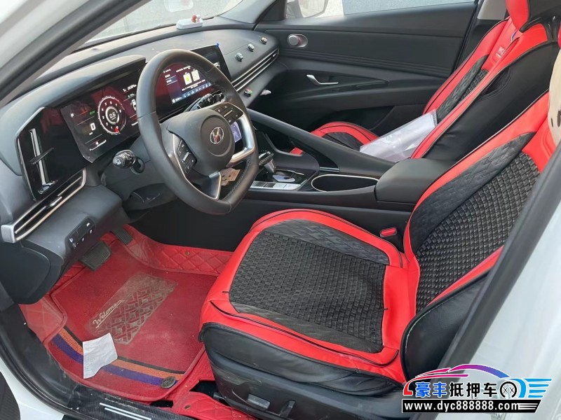 21年现代伊兰特轿车抵押车出售