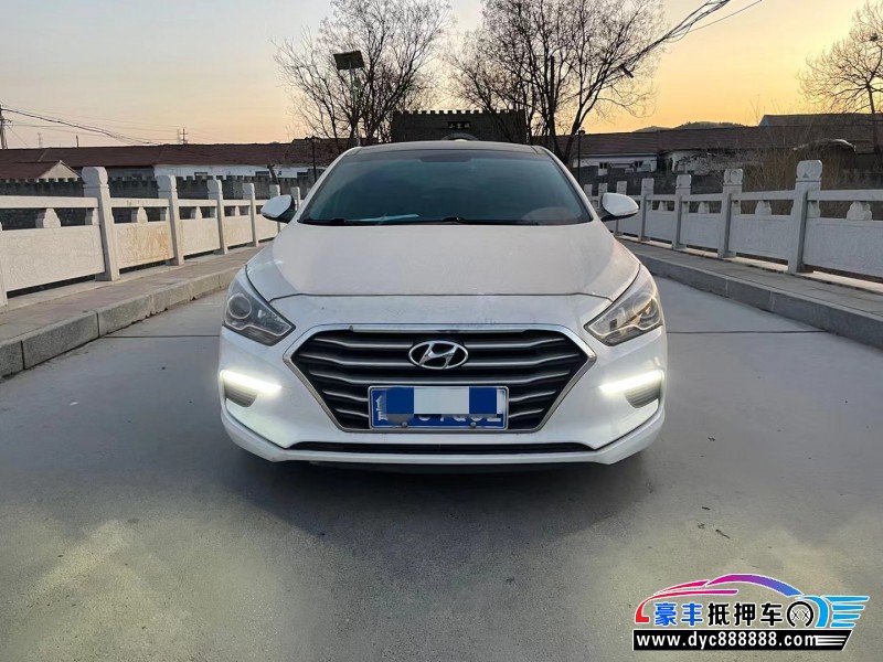 18年现代名图轿车抵押车出售