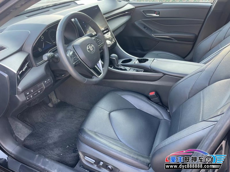 22年丰田亚洲龙轿车抵押车出售