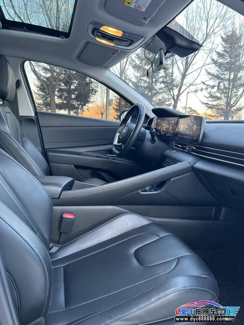 20年现代伊兰特轿车抵押车出售