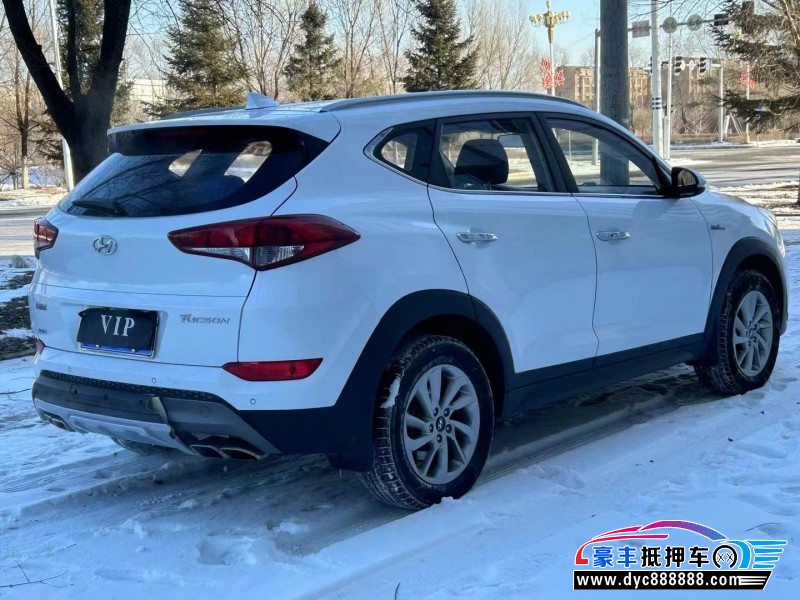 17年现代途胜SUV抵押车出售