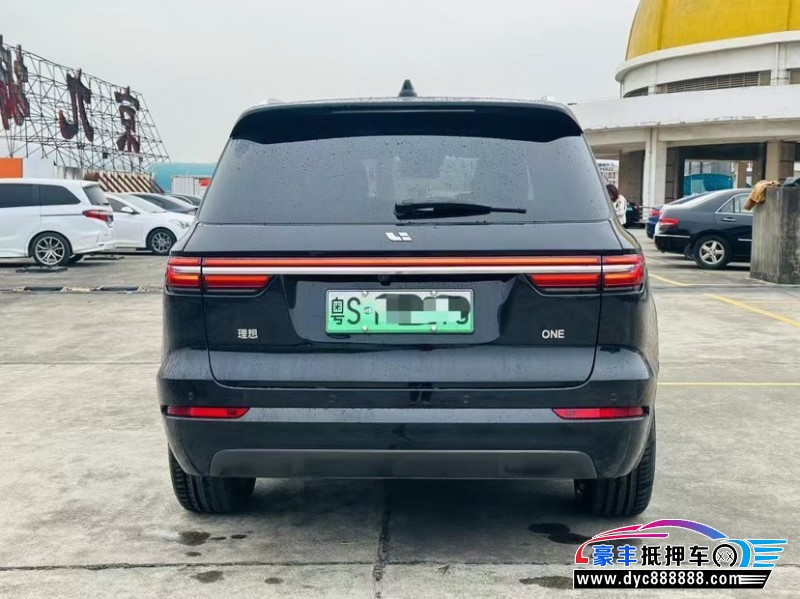 22年理想ONE轿车抵押车出售