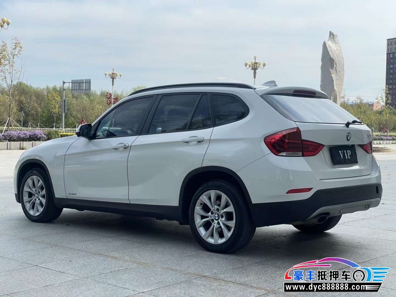 13年宝马X1SUV抵押车出售