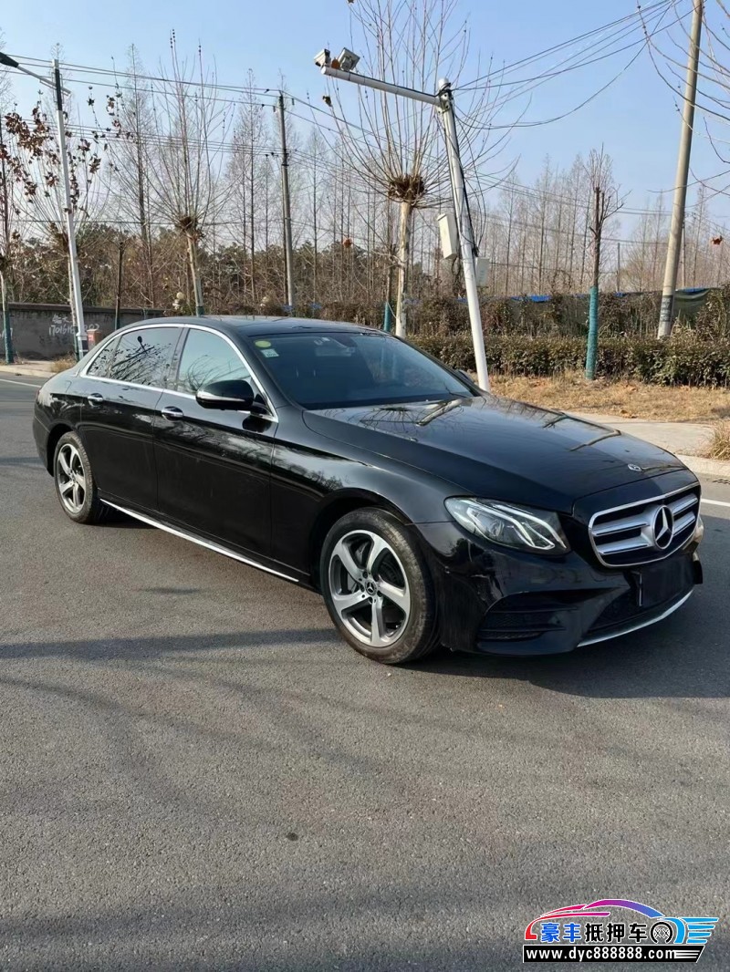 18年奔驰E级轿车抵押车出售